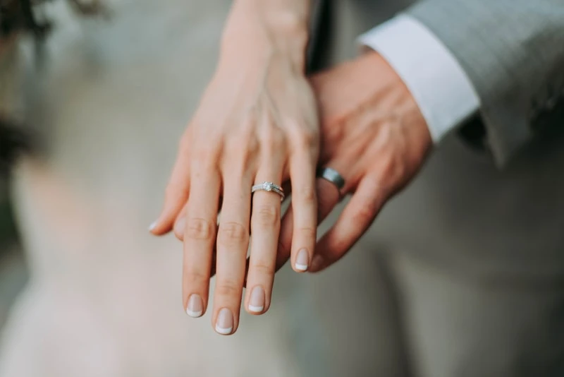 Couple portrait — golden hour warmth